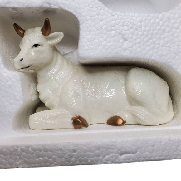 Vintage Dillard's Trimmings set of 10 hand-painted porcelain nativity figures wi - Picture 8 of 11